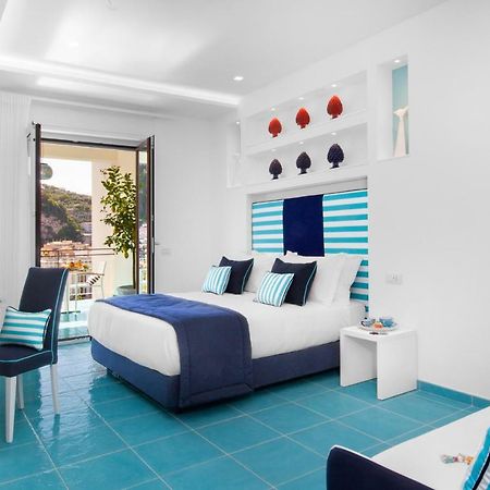 Yourhome - Sersale Suites Sorrento Kültér fotó