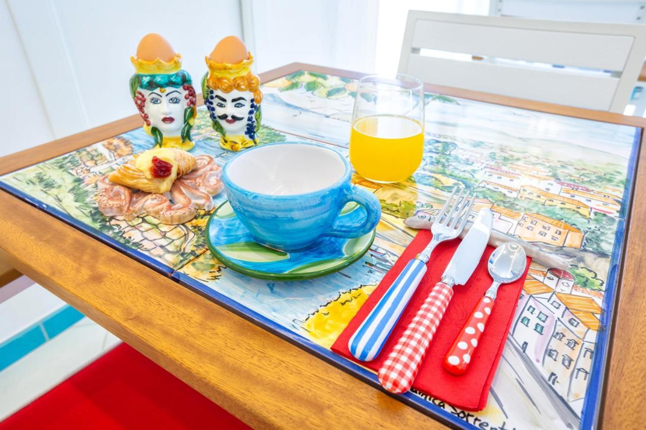 Yourhome - Sersale Suites Sorrento Kültér fotó