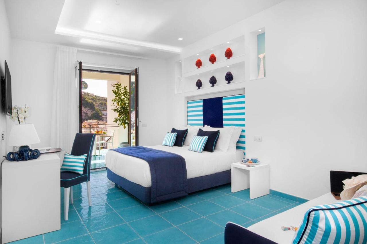 Yourhome - Sersale Suites Sorrento Kültér fotó