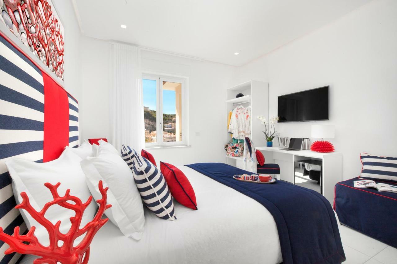 Yourhome - Sersale Suites Sorrento Kültér fotó