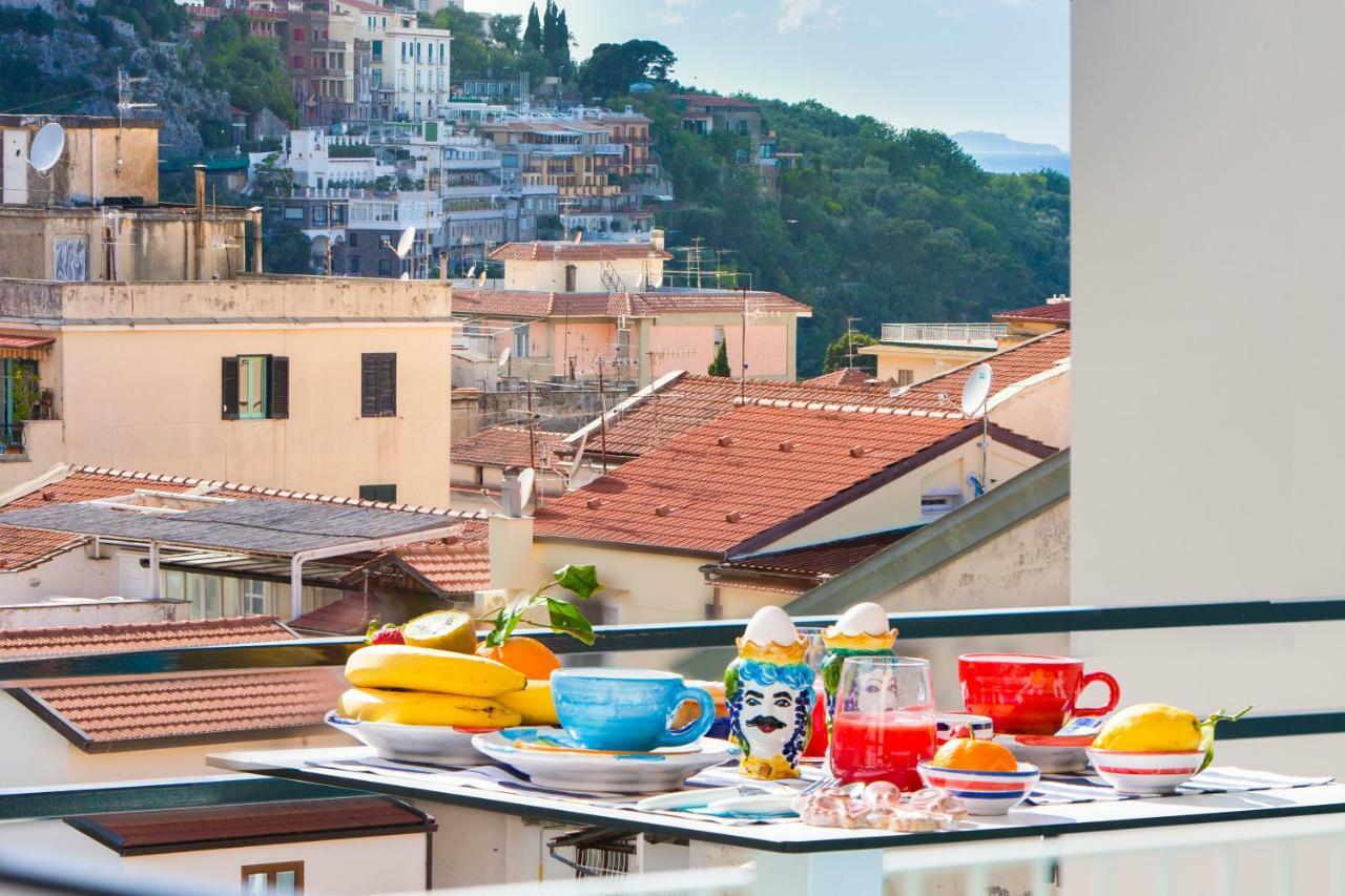 Yourhome - Sersale Suites Sorrento Kültér fotó