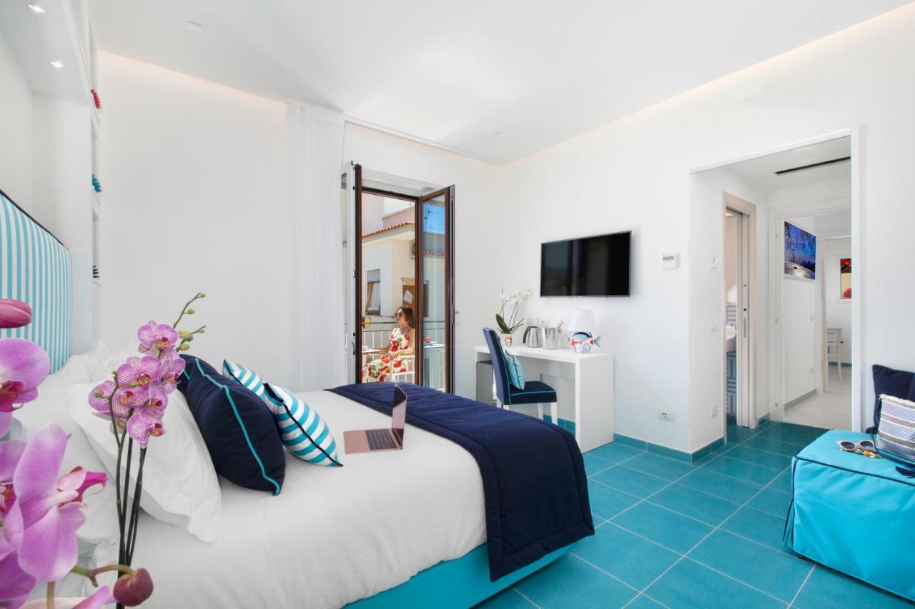 Yourhome - Sersale Suites Sorrento Kültér fotó